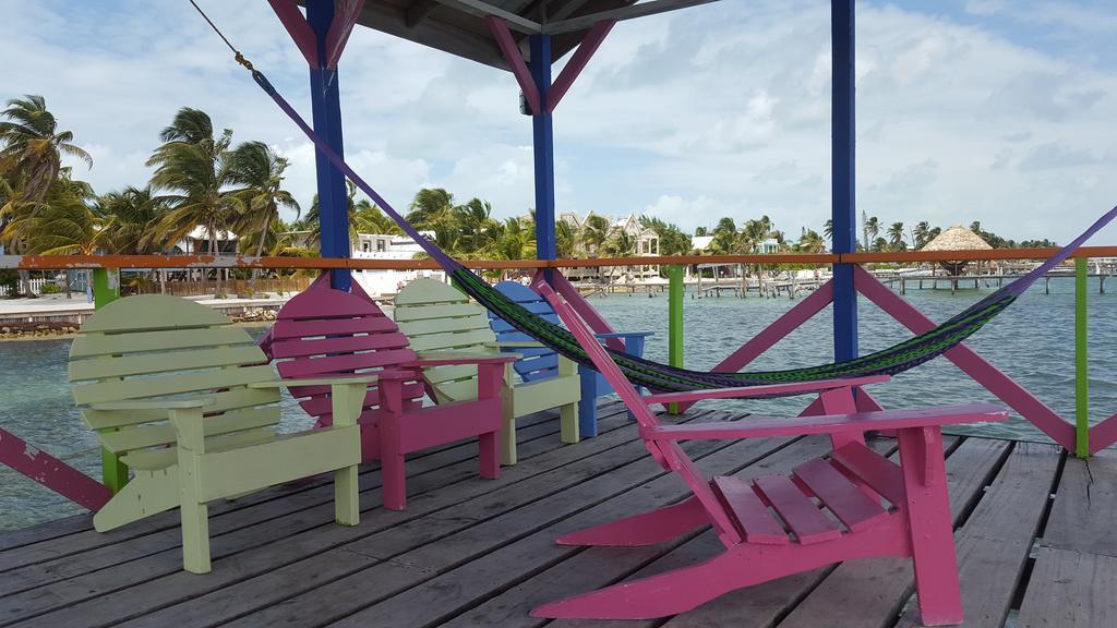 Anchorage Beach Resort Caye Caulker Extérieur photo
